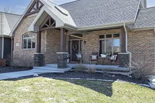 2592 Remington Ct, Green Bay, WI 54302 - Photo 2