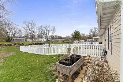 2068 Lost Dauphin Road, De Pere, WI 54115 - Photo 30