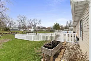 2068 Lost Dauphin Rd, De Pere, WI 54115 - Photo 30