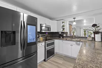 2068 Lost Dauphin Road, De Pere, WI 54115 - Photo 6