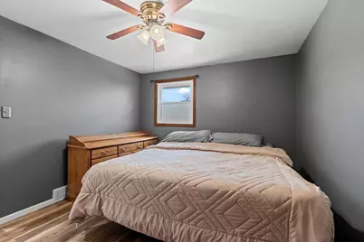 2466 Pecan Street, Green Bay, WI 54311 - Photo 18