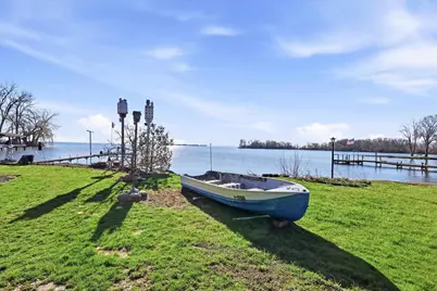 7284 US Highway 45, Oshkosh, WI 54902 - Photo 4