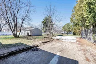 712 S Maple Ave, Green Bay, WI 54304 - Photo 24