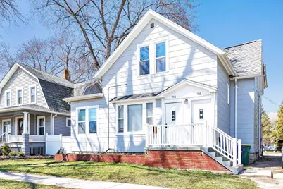 712 S Maple Avenue, Green Bay, WI 54304 - Photo 1