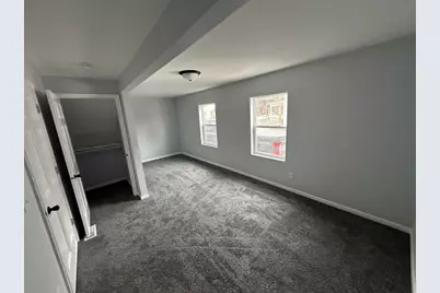 911 St Clair Street, Manitowoc, WI 54220 - Photo 12