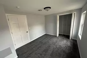 911 St Clair St, Manitowoc, WI 54220 - Photo 16