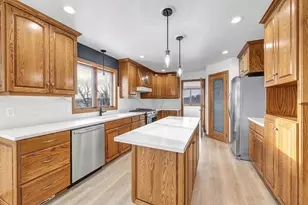 4207 Lost Dauphin Rd, De Pere, WI 54115 - Photo 10