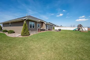 2715 Andromeda Dr, De Pere, WI 54115 - Photo 46
