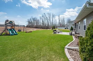 2715 Andromeda Dr, De Pere, WI 54115 - Photo 44