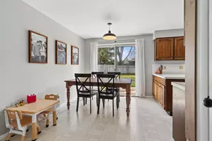 445 La Vesta Ct, Brillion, WI 54110 - Photo 6