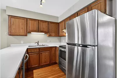 984 Tullar Road #17, Neenah, WI 54956 - Photo 12