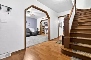 W5642 Fahrenkrug St, Nichols, WI 54152 - Photo 6