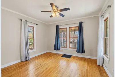1110 S Webster Avenue, Green Bay, WI 54301 - Photo 12
