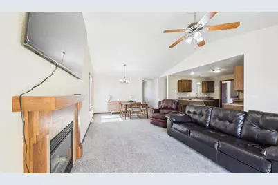 230 Brooke Drive, Omro, WI 54963 - Photo 6