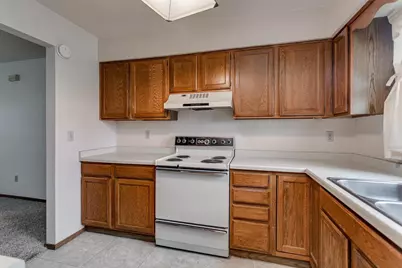 930 Manor Drive #60, Neenah, WI 54956 - Photo 8