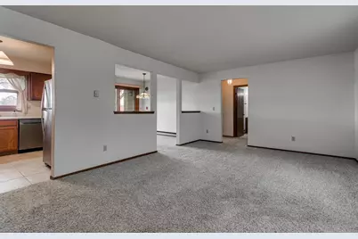 930 Manor Drive #60, Neenah, WI 54956 - Photo 4