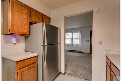 930 Manor Drive #60, Neenah, WI 54956 - Photo 10