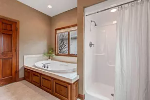 278 Peterlynn Dr, Wrightstown, WI 54180 - Photo 38