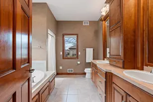278 Peterlynn Dr, Wrightstown, WI 54180 - Photo 34