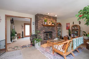 3601 S Bob-O-Link Ln, Appleton, WI 54915 - Photo 6