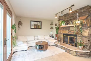 3601 S Bob-O-Link Ln, Appleton, WI 54915 - Photo 10