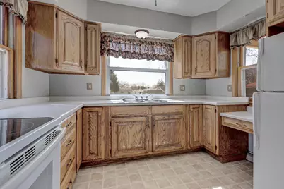 758 Madison Street, Neenah, WI 54956 - Photo 12