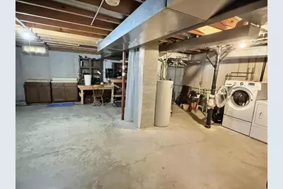 1313 E Murdock Avenue, Oshkosh, WI 54901 - Photo 24