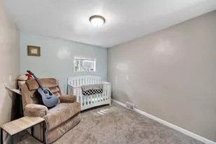 601 E Kalb Ave, Green Bay, WI 54301 - Photo 20