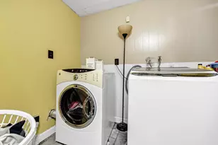 601 E Kalb Ave, Green Bay, WI 54301 - Photo 22