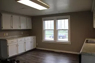 180 Vincent St, Fond du Lac, WI 54935 - Photo 8