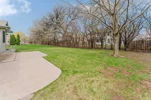 3120 Mockingbird Way, Oshkosh, WI 54904 - Photo 32