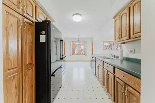 3120 Mockingbird Way, Oshkosh, WI 54904 - Photo 14