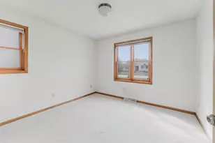 3120 Mockingbird Way, Oshkosh, WI 54904 - Photo 24