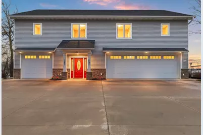 534 Resort Road, Suamico, WI 54173 - Photo 14