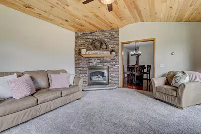8599 Winncrest Road, Neenah, WI 54956 - Photo 18