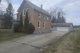 119 Park St, Bonduel, WI 54107 - Photo 2