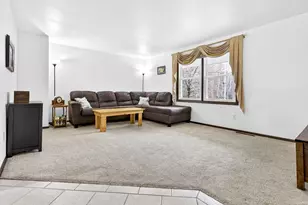 4171 St Francis Park Dr, Green Bay, WI 54313 - Photo 10