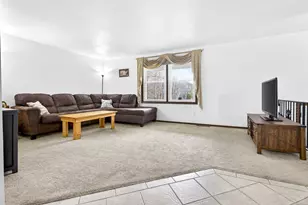 4171 St Francis Park Dr, Green Bay, WI 54313 - Photo 12