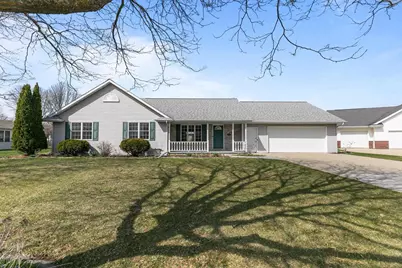 2412 Lupine Court, Menasha, WI 54952 - Photo 2