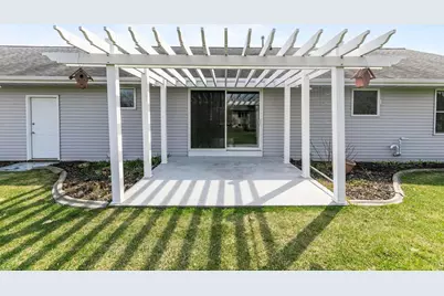 2412 Lupine Court, Menasha, WI 54952 - Photo 28