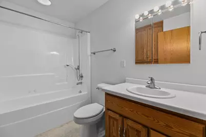 2412 Lupine Court, Menasha, WI 54952 - Photo 24