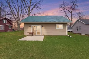 N2013 Elmwood, Chilton, WI 53014 - Photo 2