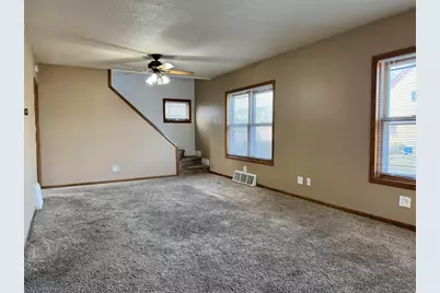 411 Union Street, Neenah, WI 54956 - Photo 4