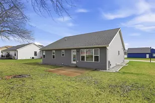 1146 Lori Dr, Neenah, WI 54956 - Photo 26