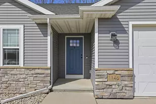 1146 Lori Dr, Neenah, WI 54956 - Photo 2
