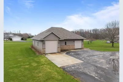 E9625 Hickory Ridge Lane, New London, WI 54961 - Photo 14