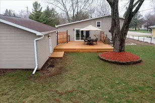 1058 Tullar Rd, Neenah, WI 54956 - Photo 24