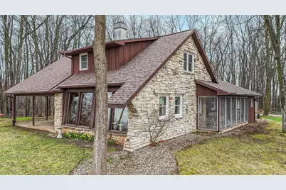 N9237 County Road N, Appleton, WI 54915 - Photo 1