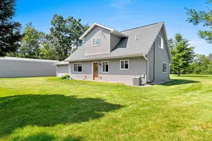 W10559 Fox Ln, Crivitz, WI 54114 - Photo 2