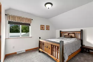 W10559 Fox Ln, Crivitz, WI 54114 - Photo 14